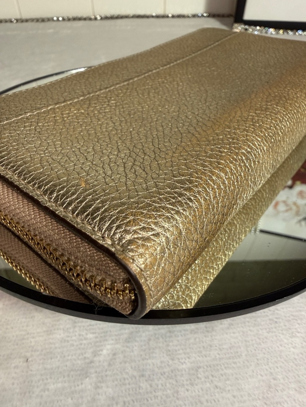 Coach Gold Metallic Pebbled Leather Zip Around Accordion Wallet Y2K - Picture 6 of 9